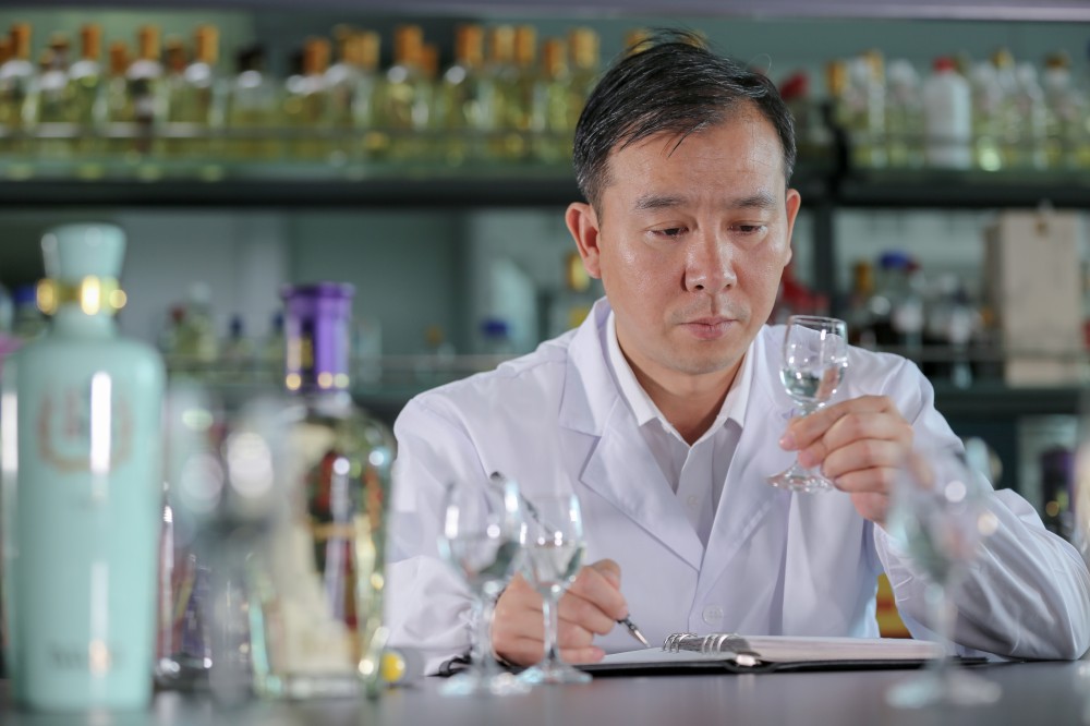 202212011339486548.jpg 楊強(qiáng)5_副本.jpg